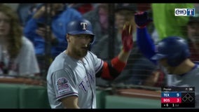 Pence hits inside-the-park HR, Rangers beat Red Sox 9-5