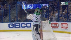 Stamkos scores twice, Lightning top Stars in Bishop's return