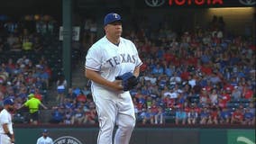 Colon ties record with 245th win as Rangers beat White Sox 13-4