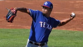 Rangers clear spot for Yohander Mendez to make 1st MLB start