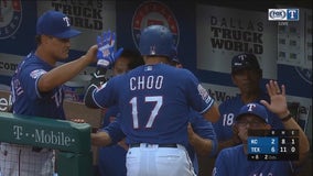 Gallo homers, leaves with injury in Rangers' 6-2 win over KC