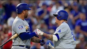 Dodgers win 5th in a row with 3 solo HRs in 3-1 win at Texas