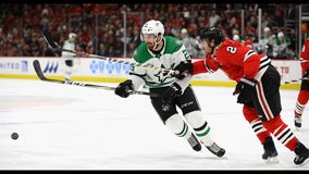Stars edge fading Blackhawks 4-2 for 4th straight win