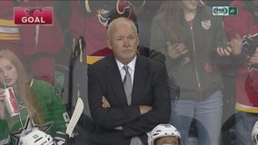 Elliott gets 10th straight win as Flames beat Stars 3-1