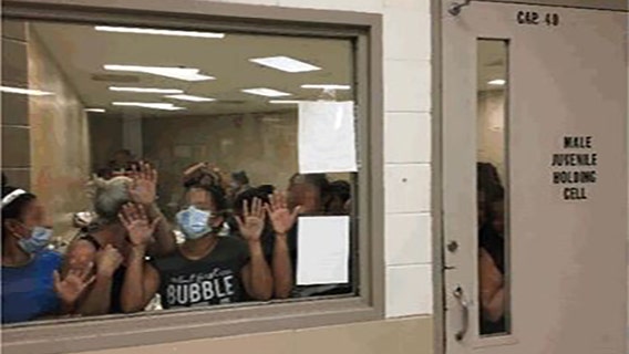 Images show migrants pleading for help in ‘dangerous' overcrowded Texas DHS detention facilities