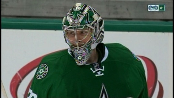 Martinez scores in OT, Kings beat Stars 4-3