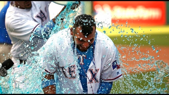 New dad Trevino hits walk-off single in Rangers' Father's Day comeback