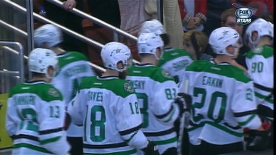 2 short-handed goals help Avalanche beat Stars 3-1