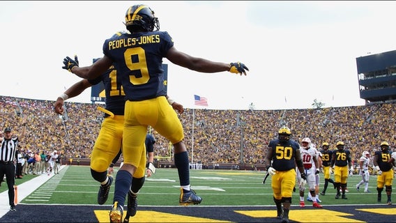 Shea Patterson throws 3 TDs, No. 19 Michigan beats SMU 45-20