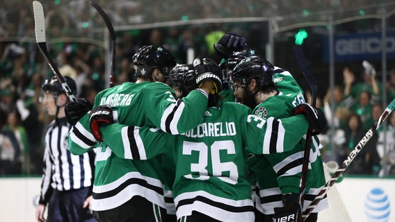 Stars, Blues tied 2-2 heading to game 5