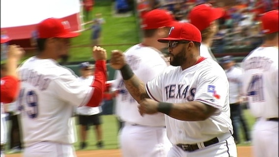 Rangers' Fielder unhappy with benching, respects decision