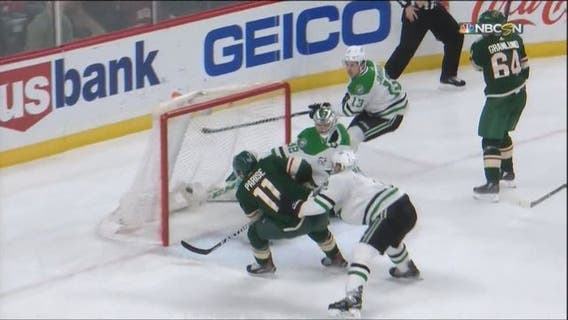 Dumba's sizzling 2nd period leads Wild past Stars 5-2