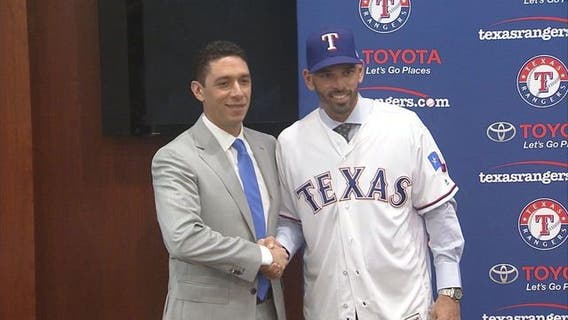 Rangers complete Woodward's 1st staff with 2 new assistants