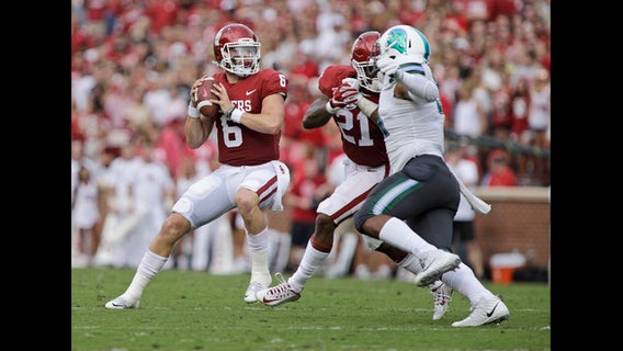Mayfield throws 4 TDs as No. 2 Oklahoma tops Tulane 56-14