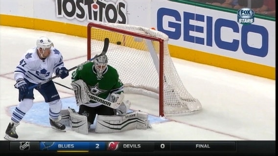 Gardiner's goal lifts Maple Leafs over Stars 3-2