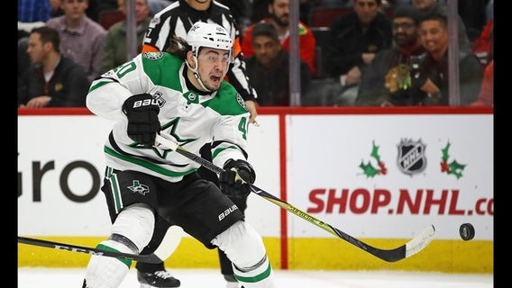 Janmark scores twice as Stars beat Blackhawks 4-3 in OT