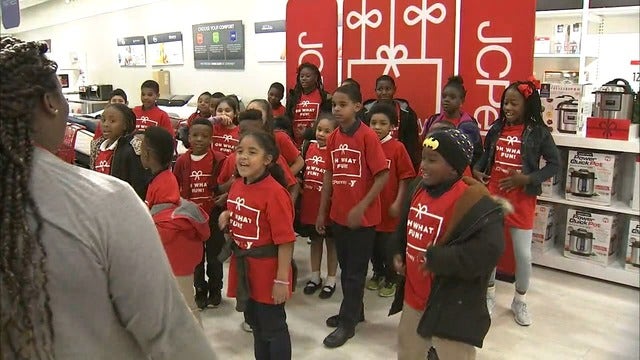 Sean Lee teams up with JC Penney for holiday giving spree