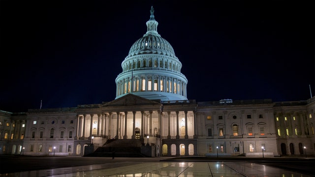 Congressmen introduce bill to withhold pay from Congress, president during government shutdowns