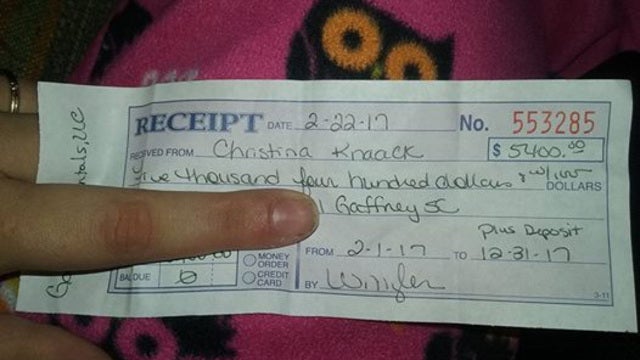 Single mom pays off her rent for a year, post goes viral