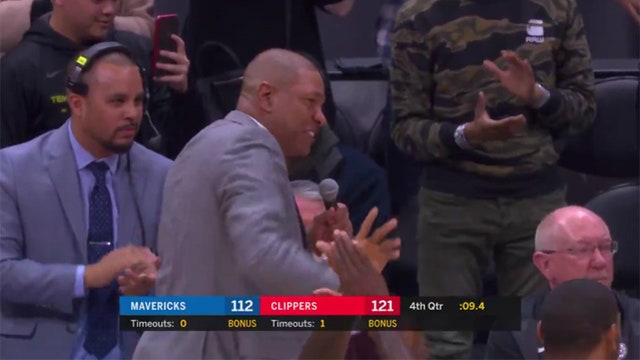 Doc Rivers honors Dirk, Harrell dunks Clippers past Mavericks 121-112