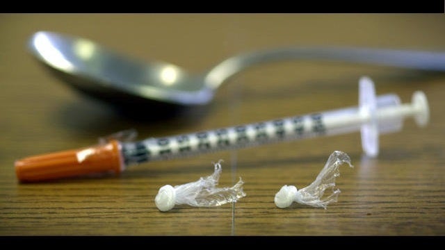 Dad overdoses on heroin to teach his addict son a lesson