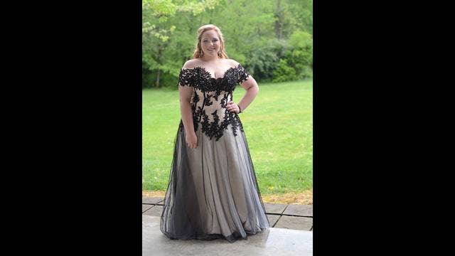 Student shamed for wearing 'too revealing' dress to prom