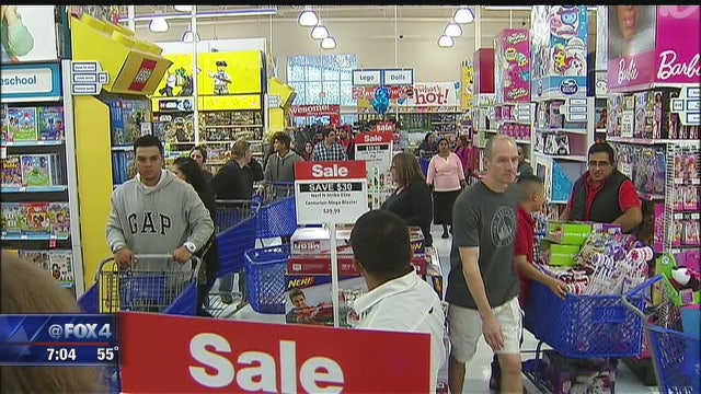 Black Friday shoppers hunt for deals, hit the shops for entertainment