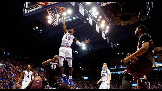 No. 5 Kansas builds big early lead, beats Texas A&M 79-68