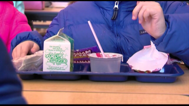 Federal gov't relaxes nutrition standards for school lunches