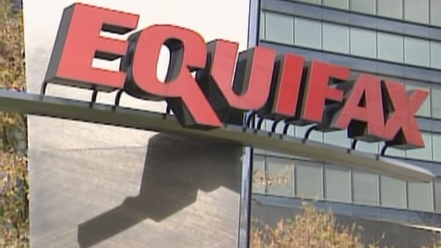 Senators call on IRS to halt contract with Equifax