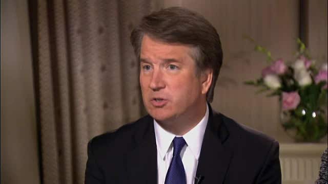 Trump agrees to FBI probe of Kavanaugh, bows to Flake, Dems