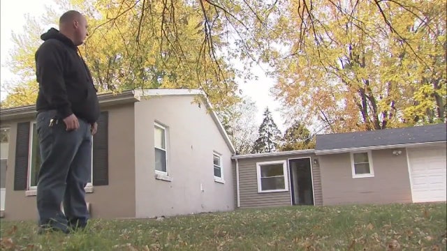 Home owner's garage auctioned off without him knowing