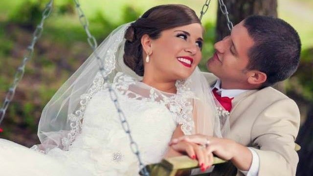 VIRAL: Couple Beats the Odds and Sings About Pregnancy