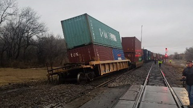 Train derailment knocks out power in Weatherford