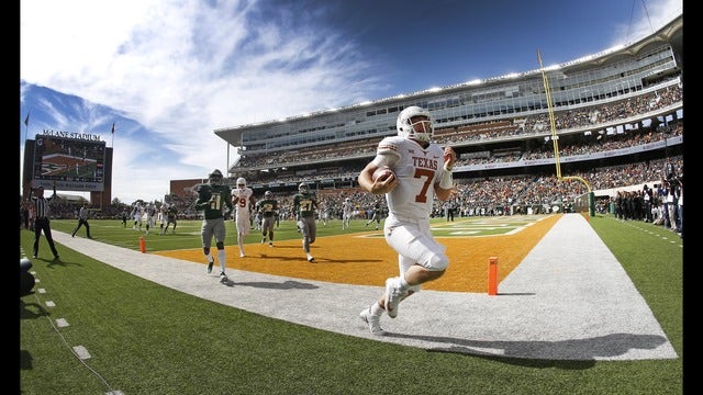 Buechele runs, throws for touchdowns in Texas' 38-7 win