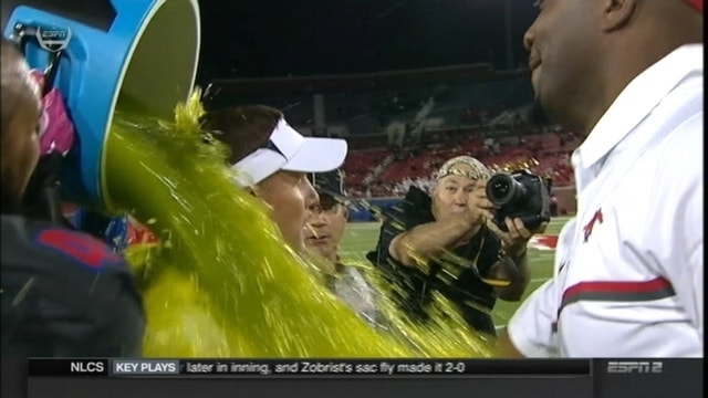 SMU stuns No. 11 Houston 38-16 by shutting down QB Greg Ward