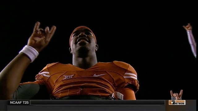 Big plays key Texas romp over winless Kansas 59-20