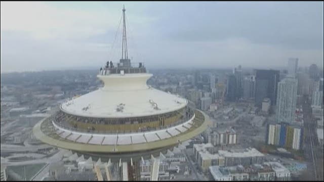 Drone crashes into Space Needle observation deck