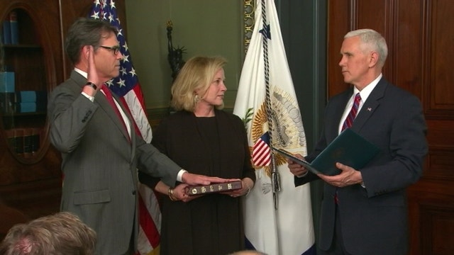 Former Texas Gov. Rick Perry sworn in as secretary of the Department of Energy
