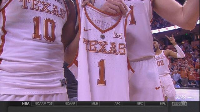 Texas star Andrew Jones progressing in leukemia treatment