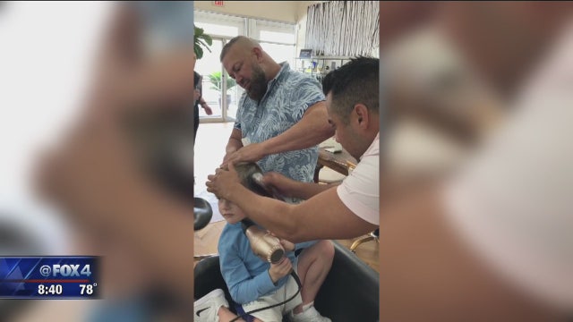 Mom praises North Texas hairdressers who cut hair of son with autism