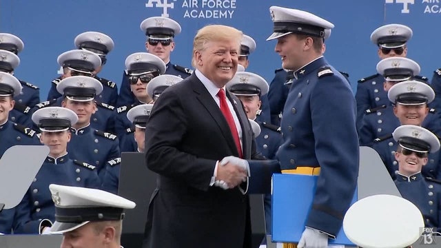 Pentagon tells White House to stop politicizing military