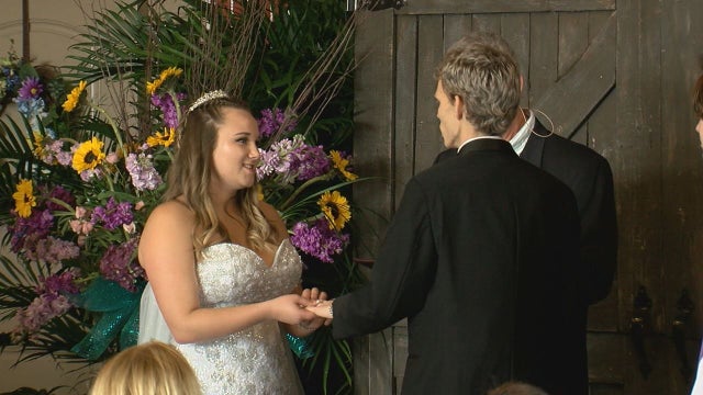 Teen with terminal cancer weds high school sweetheart