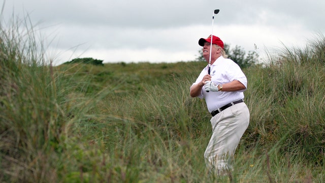 As Washington mourns McCain, Trump golfs at Virginia golf club