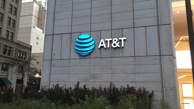 Justice Dept. to sue to stop Dallas-based AT&T's $85B Time Warner deal