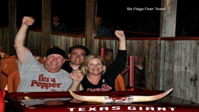 Brooks, Yearwood at Six Flags Over Texas for her birthday