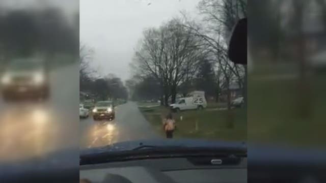 Virginia father forces son to run to school for bullying (VIDEO)