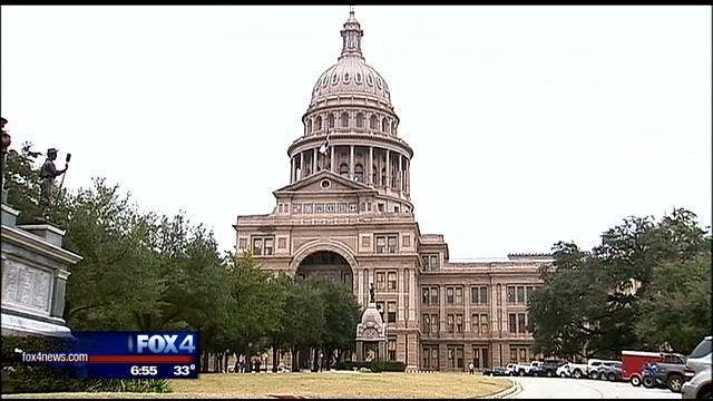 Governor Abbott signs ban on 'sanctuary cities' into law