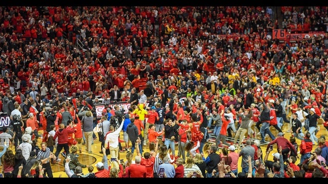 Texas Tech fined, WVU's Harris reprimanded after court-storm