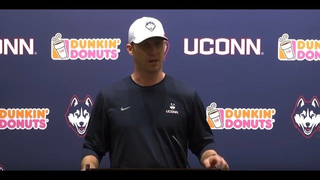 SMU hires UConn offensive coordinator Rhett Lashlee